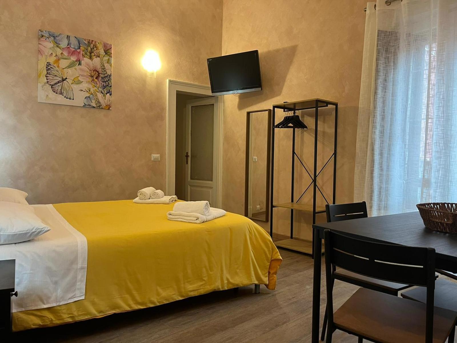 Hotel Chrilu House Aeroporto di Catania Fontana Rossa Esterno foto