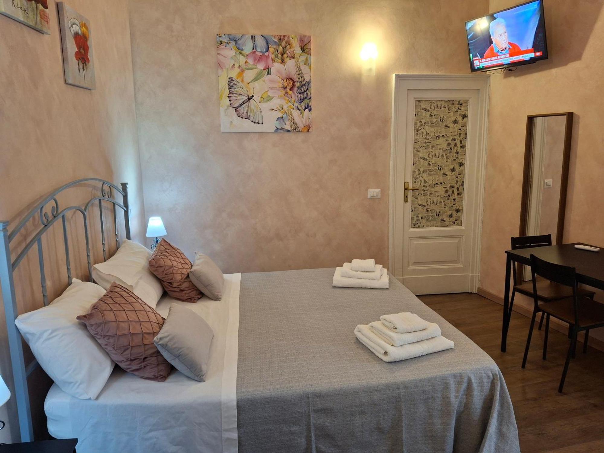 Hotel Chrilu House Aeroporto di Catania Fontana Rossa Esterno foto